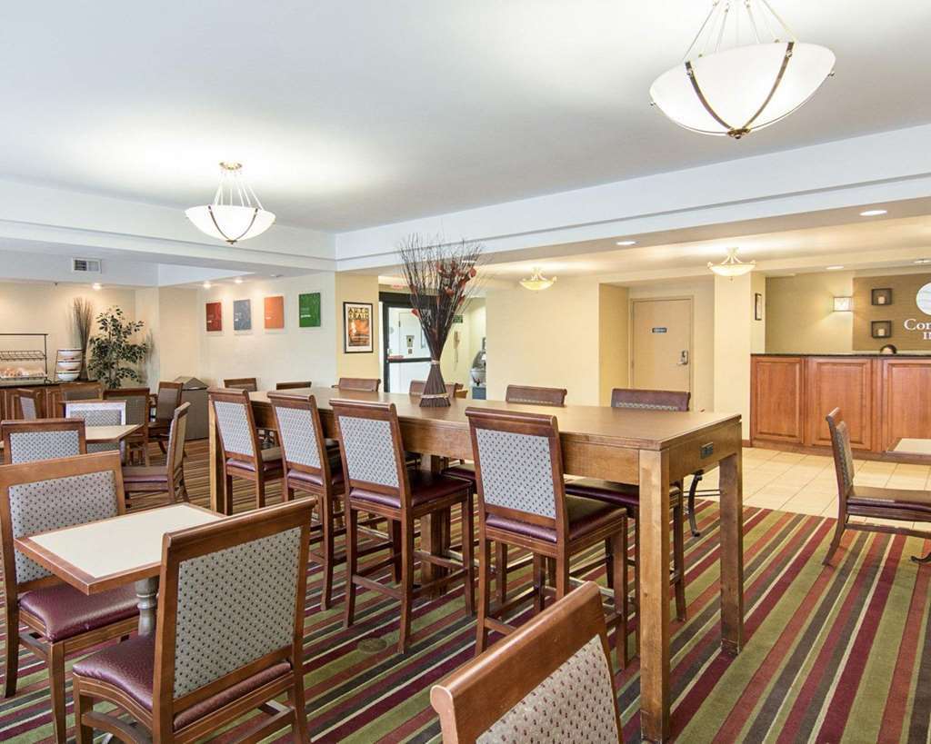 Holiday Inn Express - Lorton, An Ihg Hotel Restaurant photo