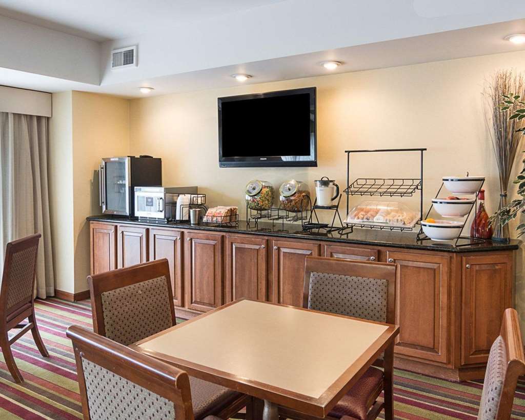 Holiday Inn Express - Lorton By Ihg Restaurant photo